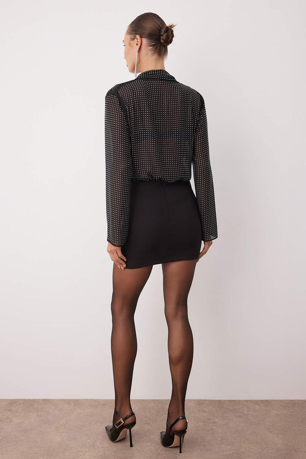 Siyah Mini Dokuma Yerlesimli Tas Bask?l? Party Etek TPRAW26ET00005 - Trendyolmilla фото 4