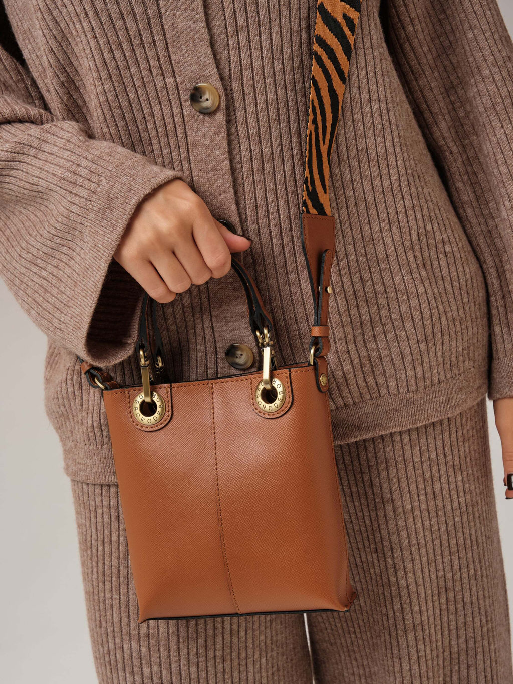 Сумка кожаная кросс-боди Deboro 30347 коньяк/сафьяно