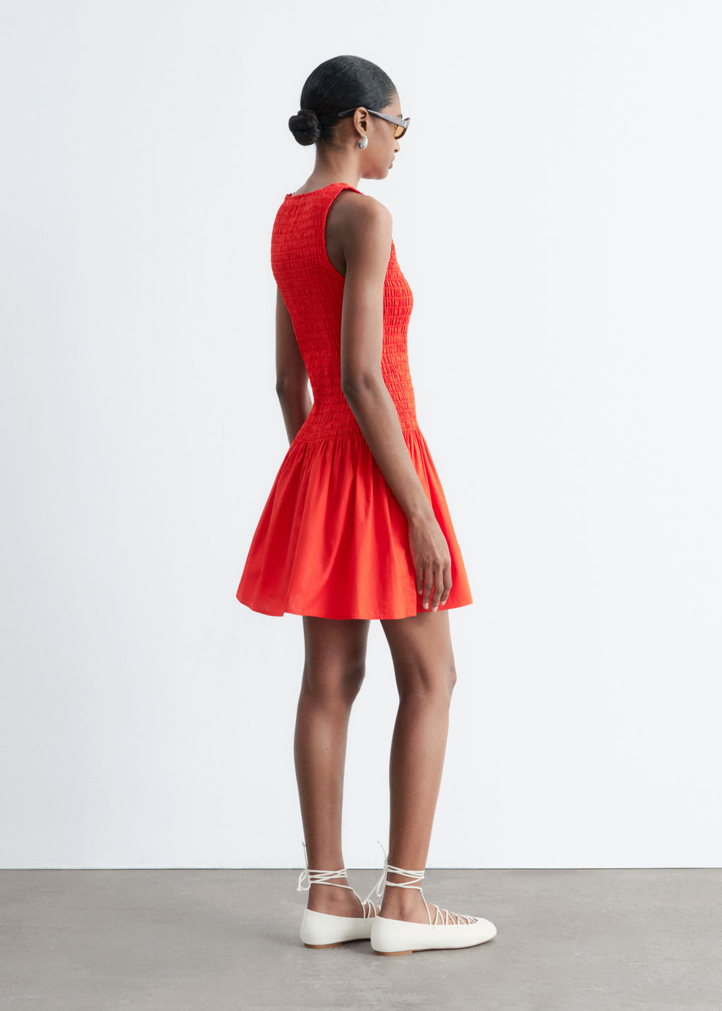 Minivestido en popelina de algod?n fruncido - H&m фото 5