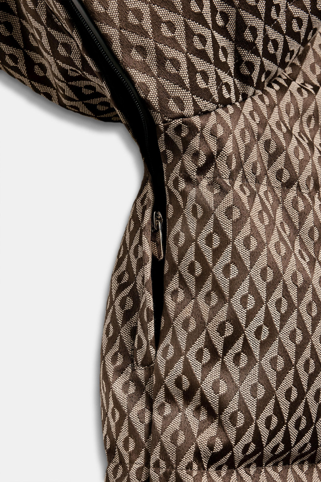 ANORAK ACOLCHADO 80% PLUM?N 20% PLUMA WATER RESISTANT WINDPROOF RECCO® TECHNOLOGY SKI COLLECTION / Beige-marro - Zara фото 10