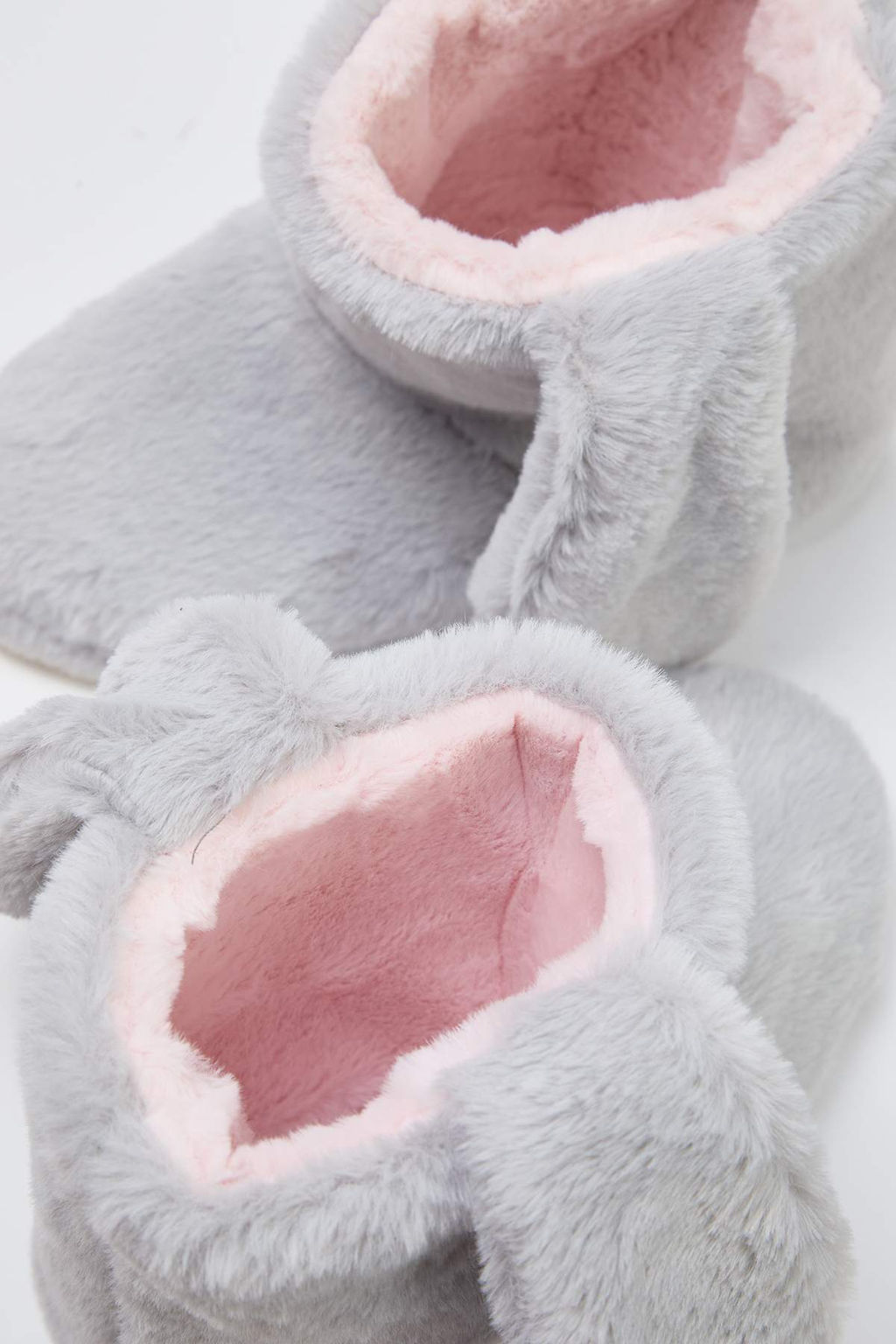 Gri Pelus Kad?n Panduf Ev Botu
TAKAW26ER00008 - Trendyolmilla фото 4