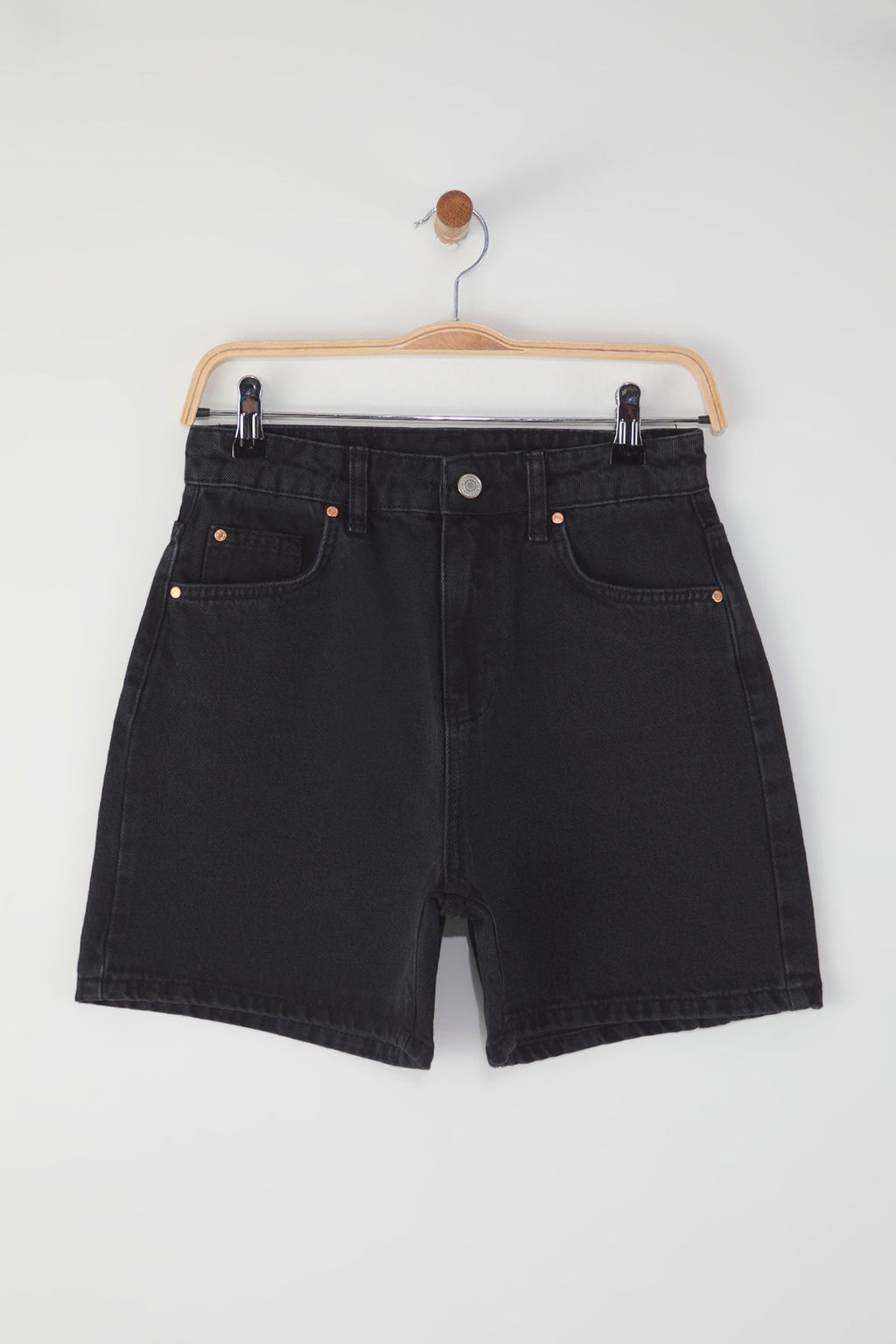 TRENDYOLMILLA Siyah Yuksek Bel Denim Sort TWOSS25SR00173  фото 5