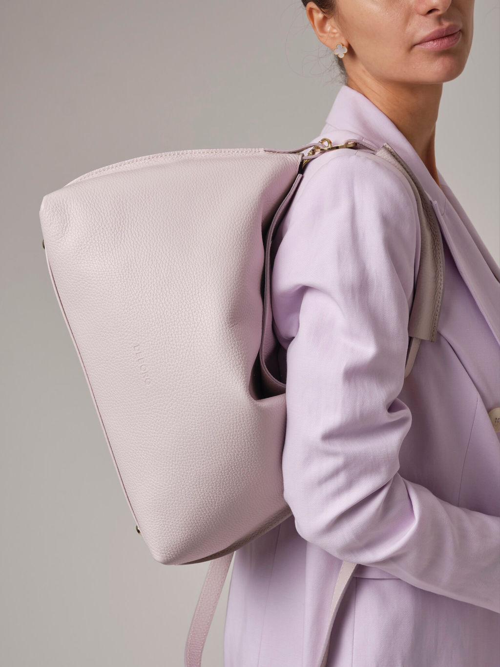 Кожаная сумка Deboro 30900 розовый дым