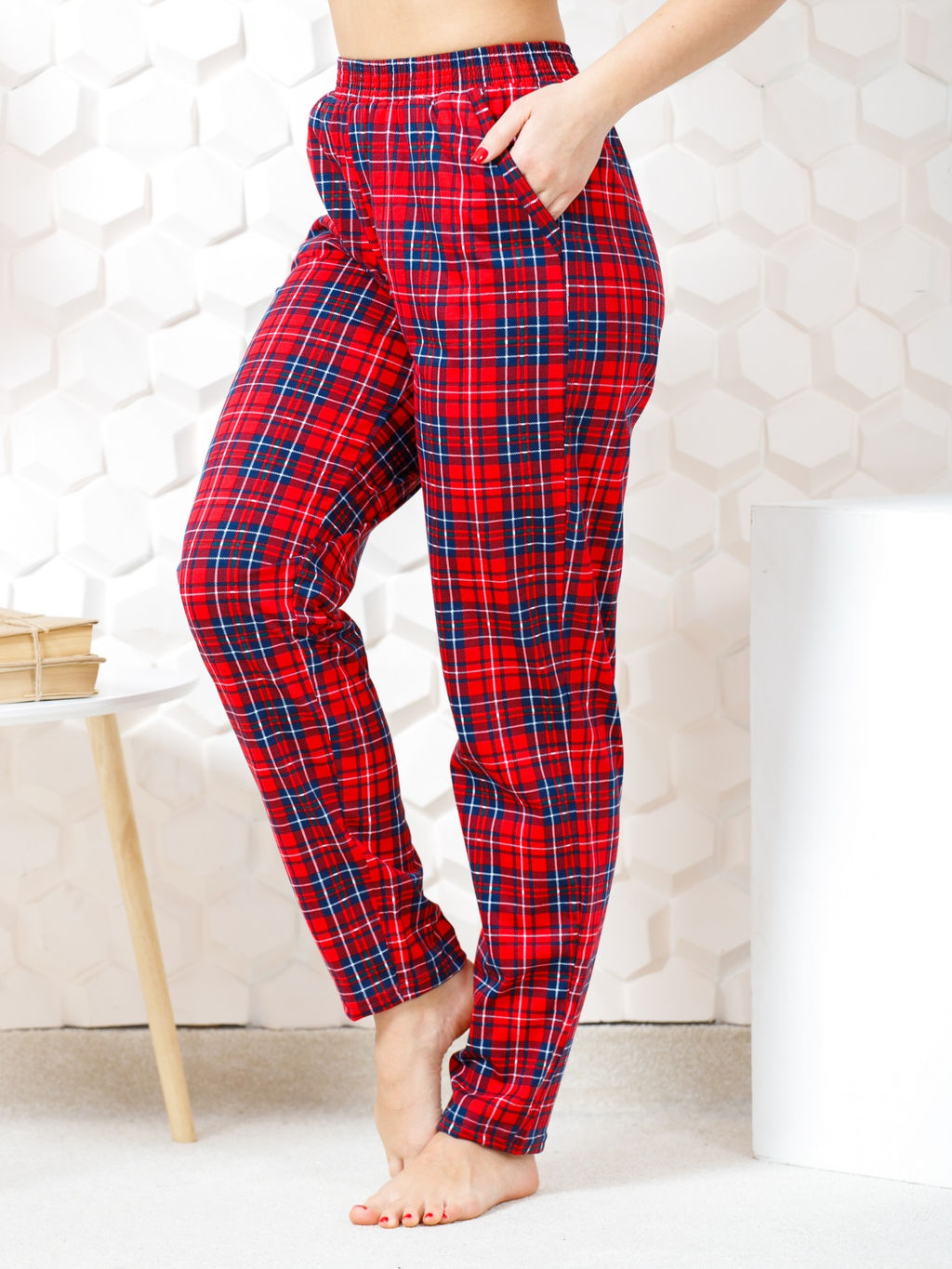 614 Брюки "Красная клетка"