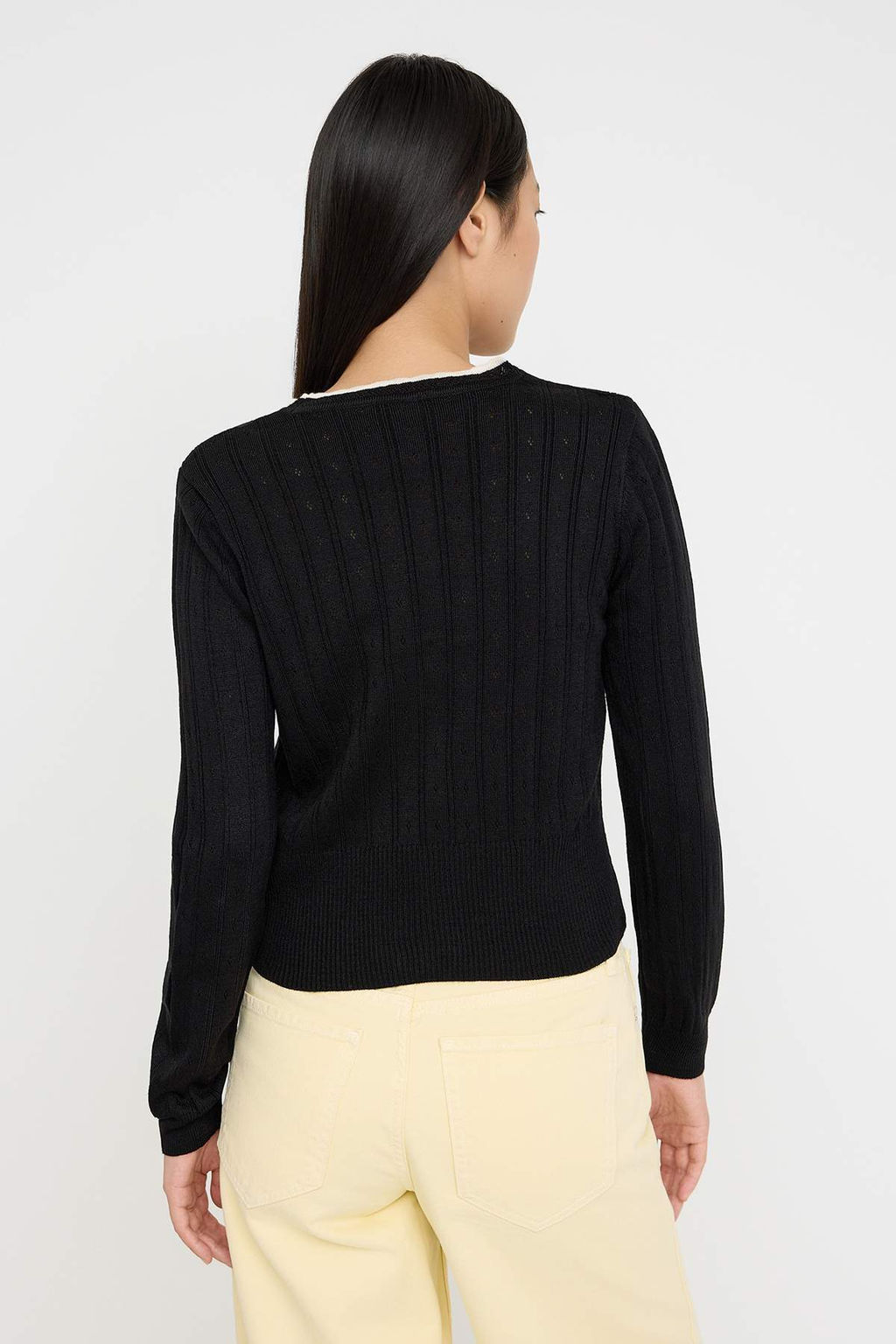 Teen Siyah Ajurlu/Delikli Crop/K?sa Dantel Garnili Detayl? Triko H?rka TWOAW26HI00217