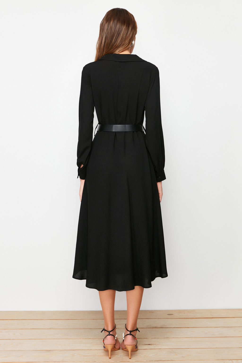 TRENDYOLMILLA Siyah Kemerli Midi Dokuma Gomlek Elbise TWOAW21EL1428  фото 17