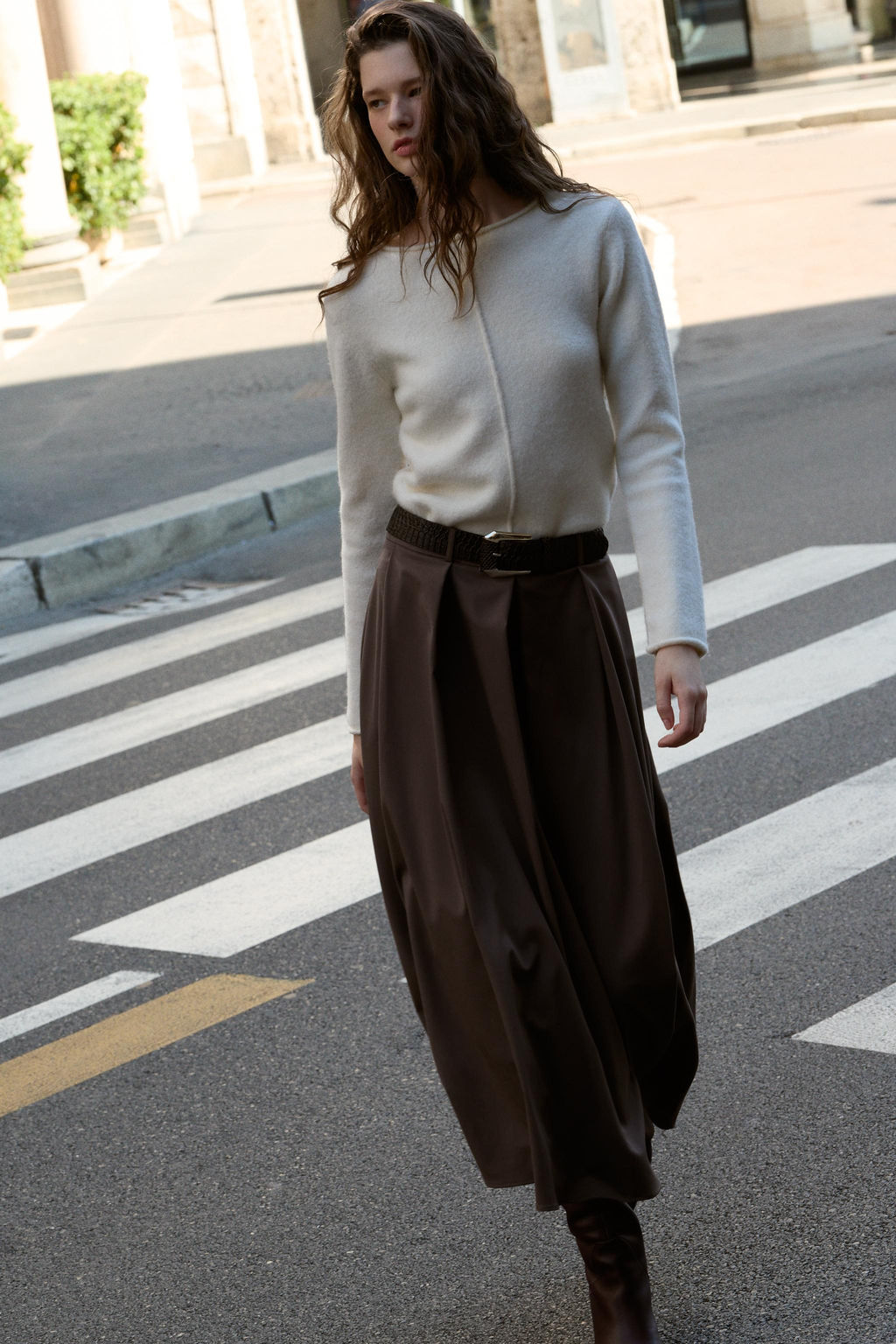 SOFT KNIT SWEATER WITH TOPSTITCHING - Zara фото 3