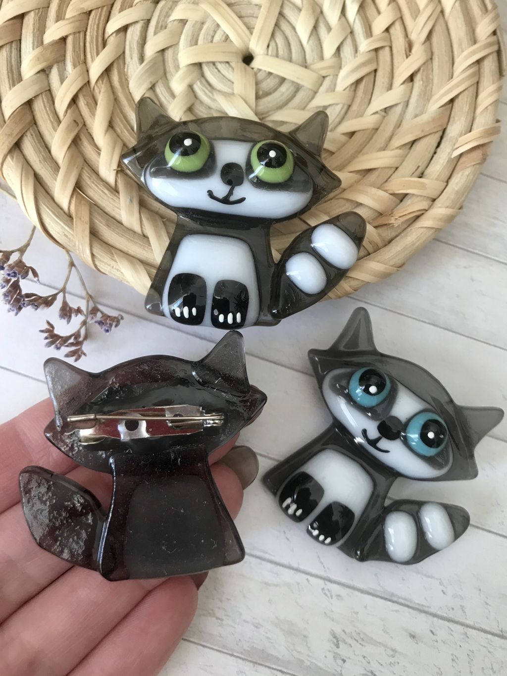 Брошь Енот - Стрекоза фото 2