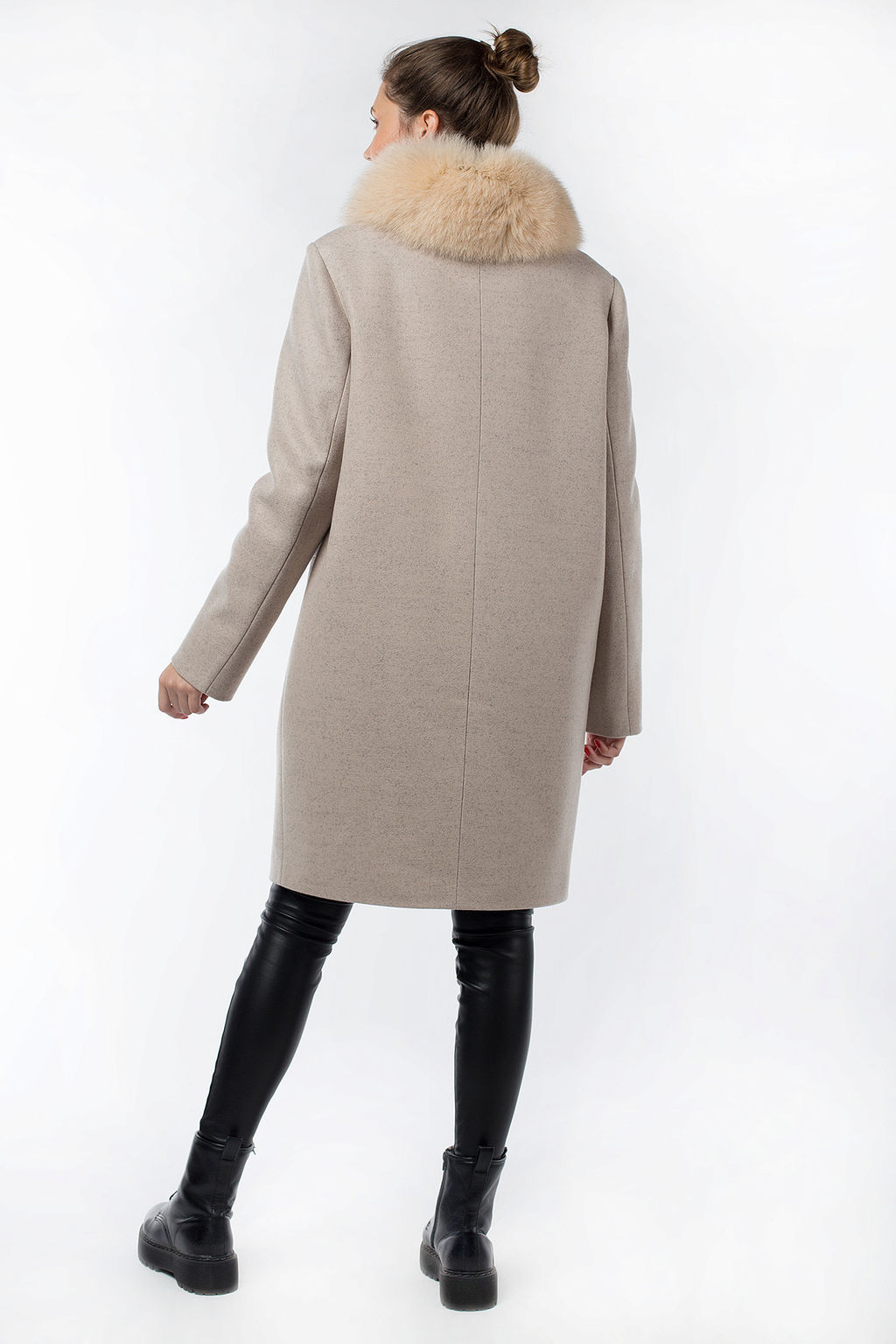 Мех натуральный (песец) Пальто утепленное Синтепон 200 г - El podio фото 4