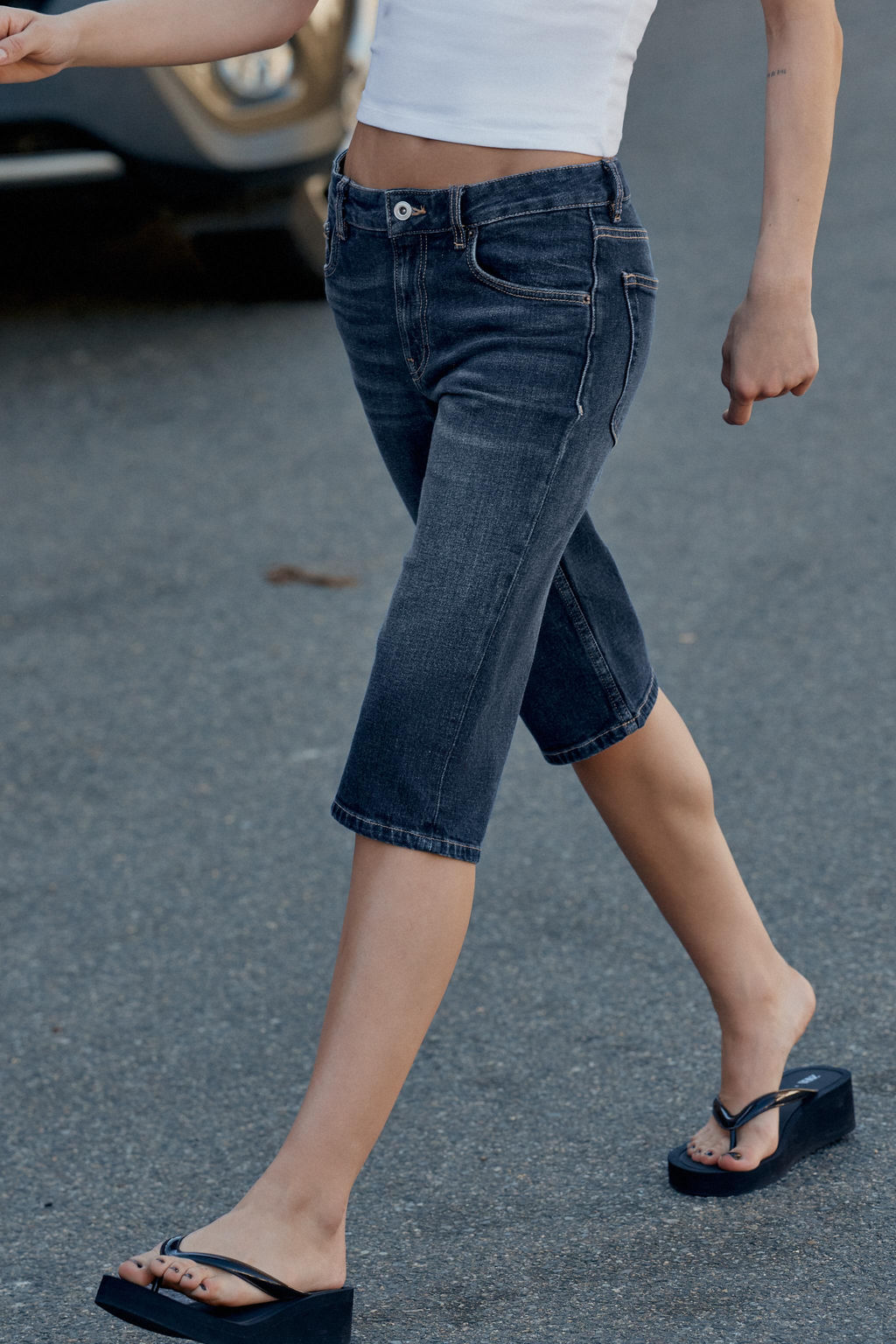 JEANS TRF CAPRI TIRO MEDIO / Marino - Zara фото 2