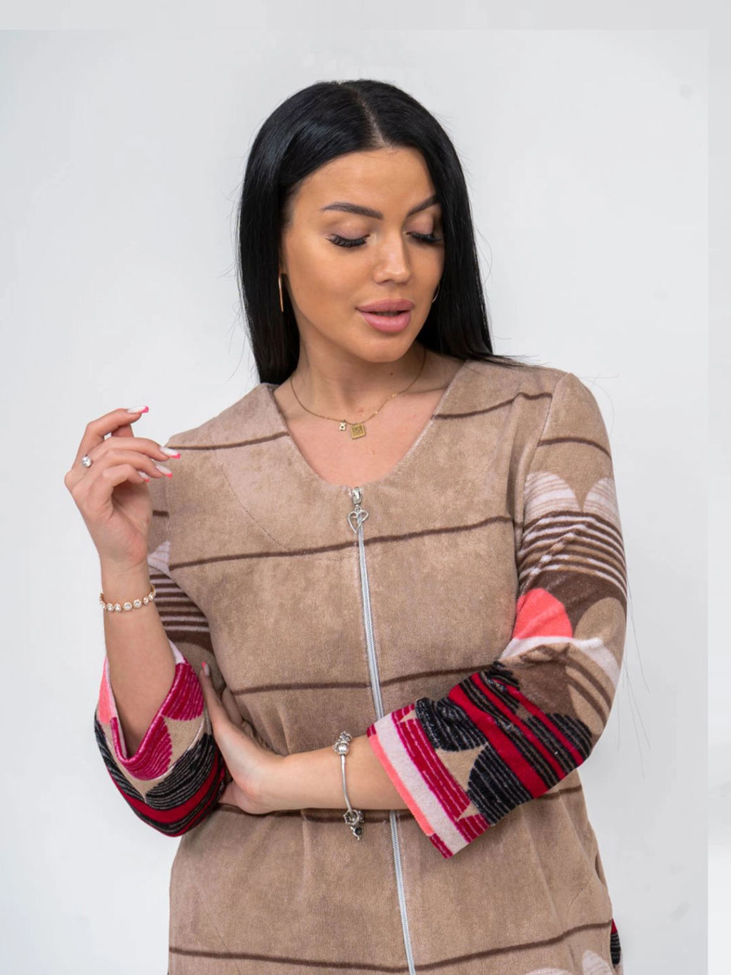 Халат женский, цвет бежевый