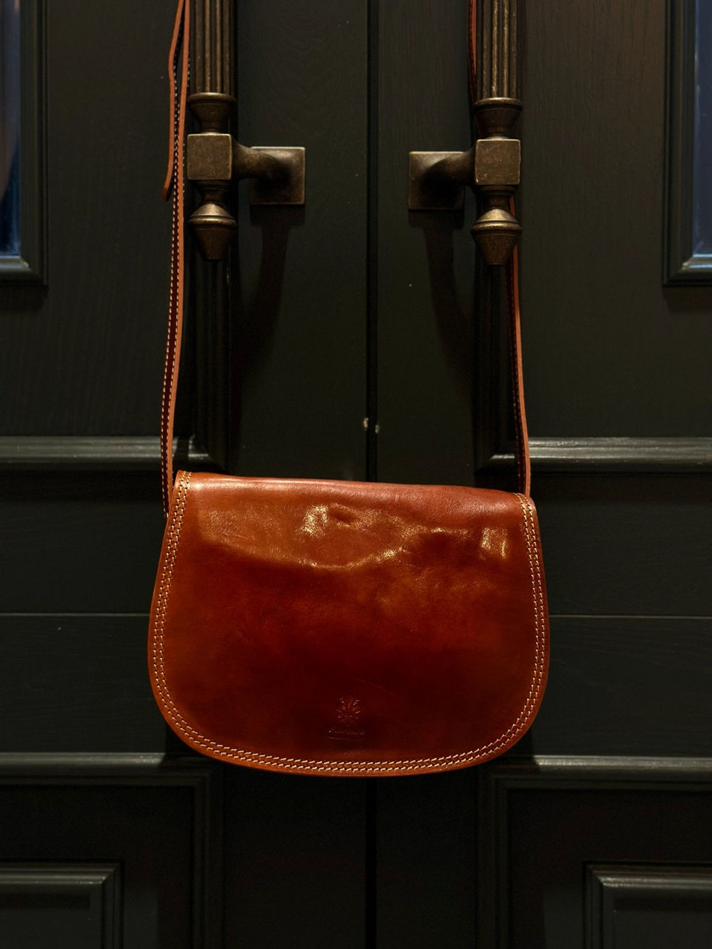 Сумочка женская из телячьей кожи