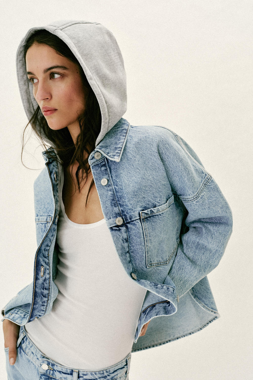 CAZADORA Z1975 DENIM OVERSIZE CAPUCHA / Azul claro - Zara фото 2