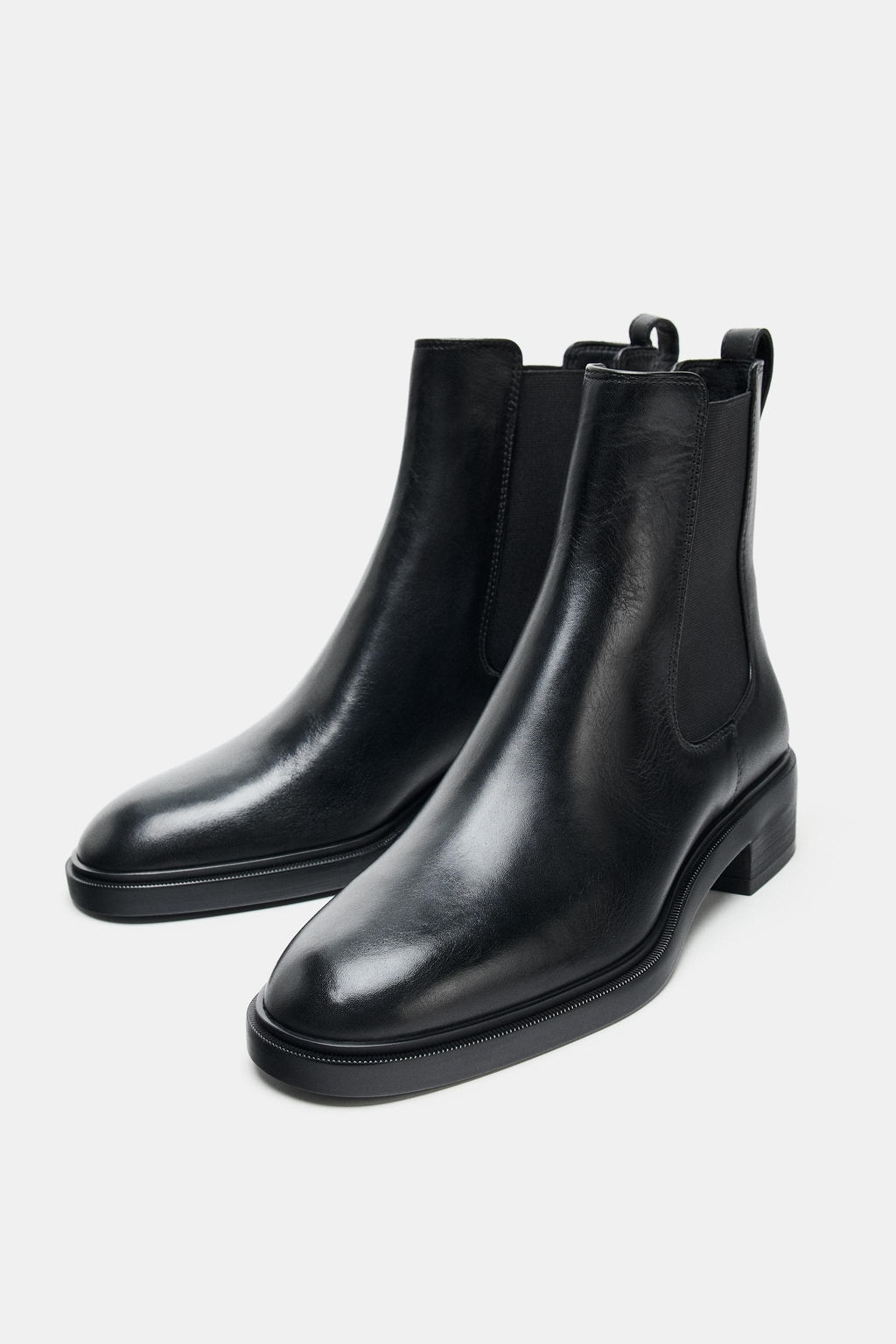 CHELSEA ANKLE BOOTS