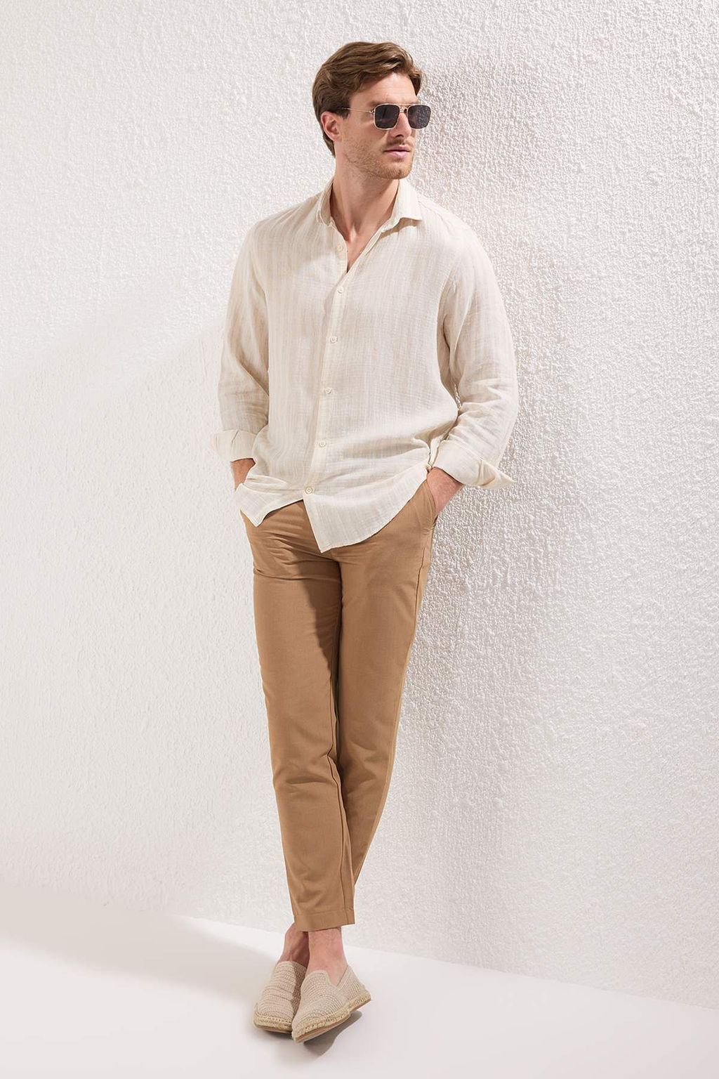Bej Regular Fit Cizgili Nefes Alabilen Pamuklu Muslin Gomlek TMNSS25GO00015 - Trendyolmilla фото 2