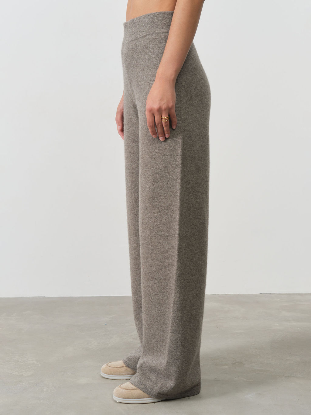 Брюки женские из пуха яка 10066 серые