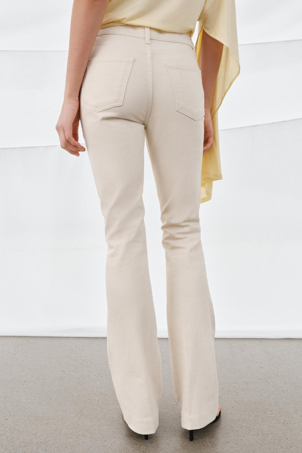 JEANS ZW COLLECTION BOOTCUT TIRO MEDIO / Crudo - Zara фото 3