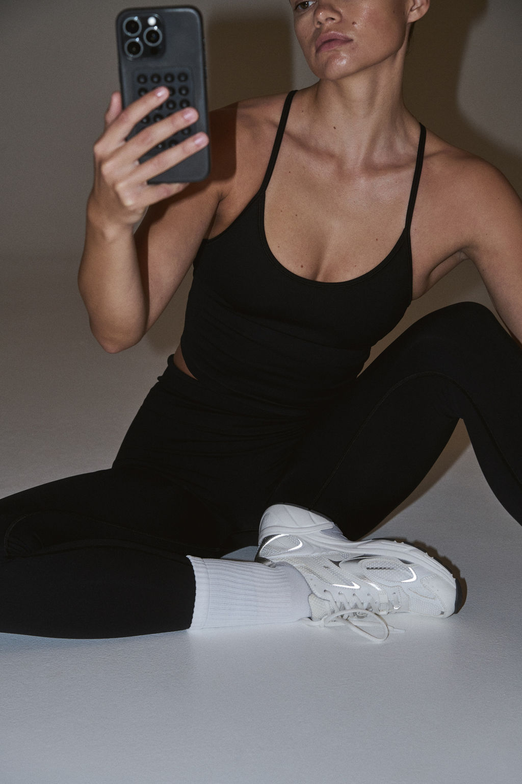 Top de deporte seamless con DryMove - H&m фото 5
