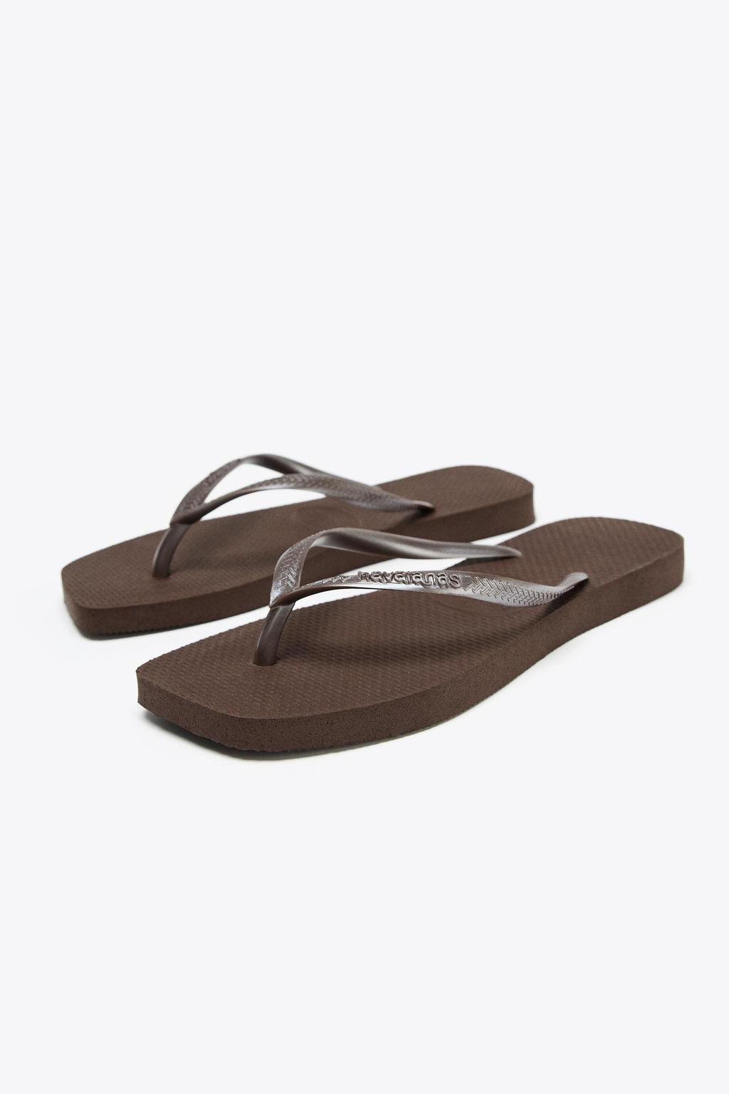 HAVAIANAS ® x ZARA SANDALS