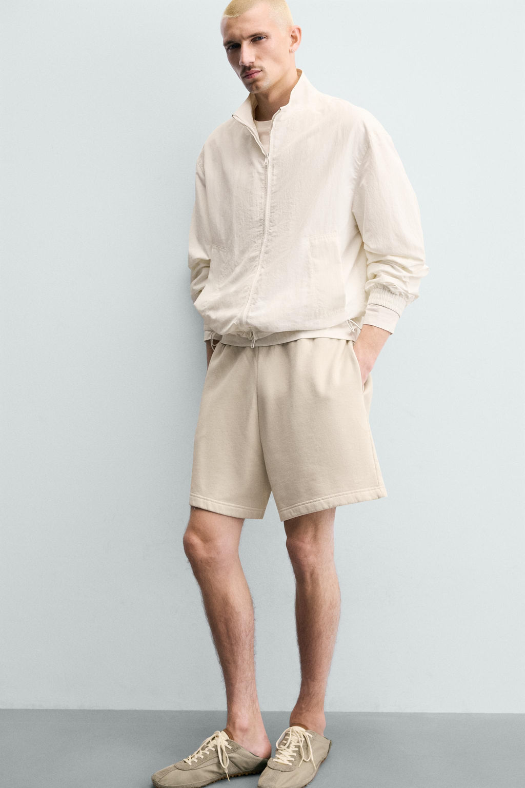 BERMUDA JOGGER LAVADA TEXTO ESTAMPADO / Crudo - Zara фото 6