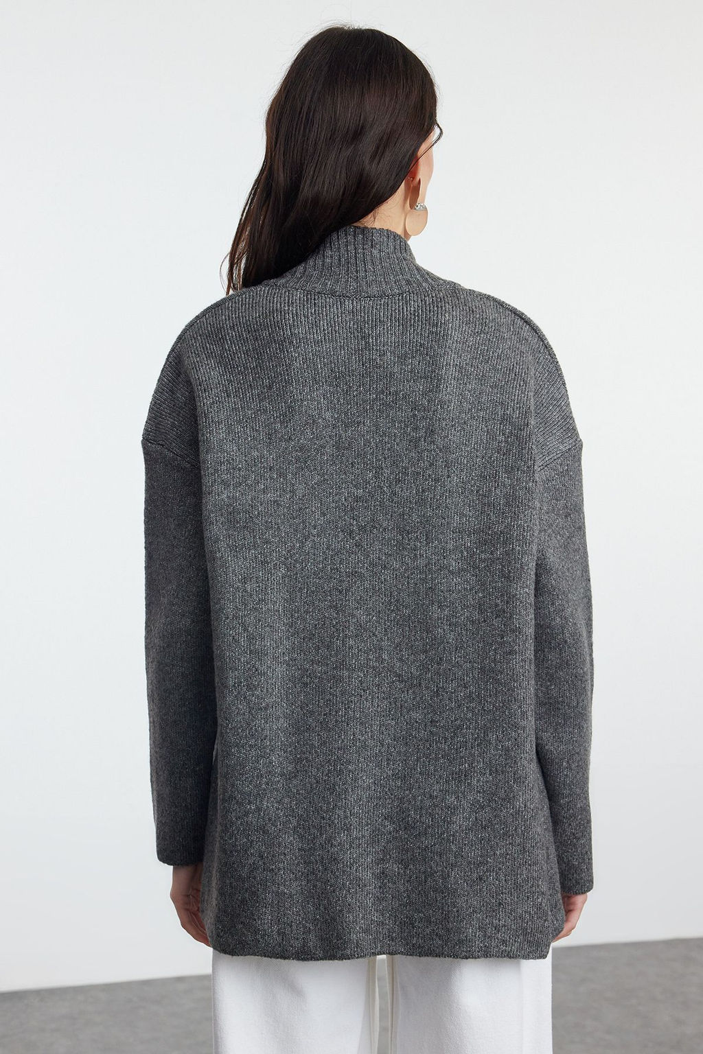 TRENDYOLMILLA Antrasit Genis Kal?p Yumusak Dokulu Triko H?rka TWOAW25HI00082  фото 5