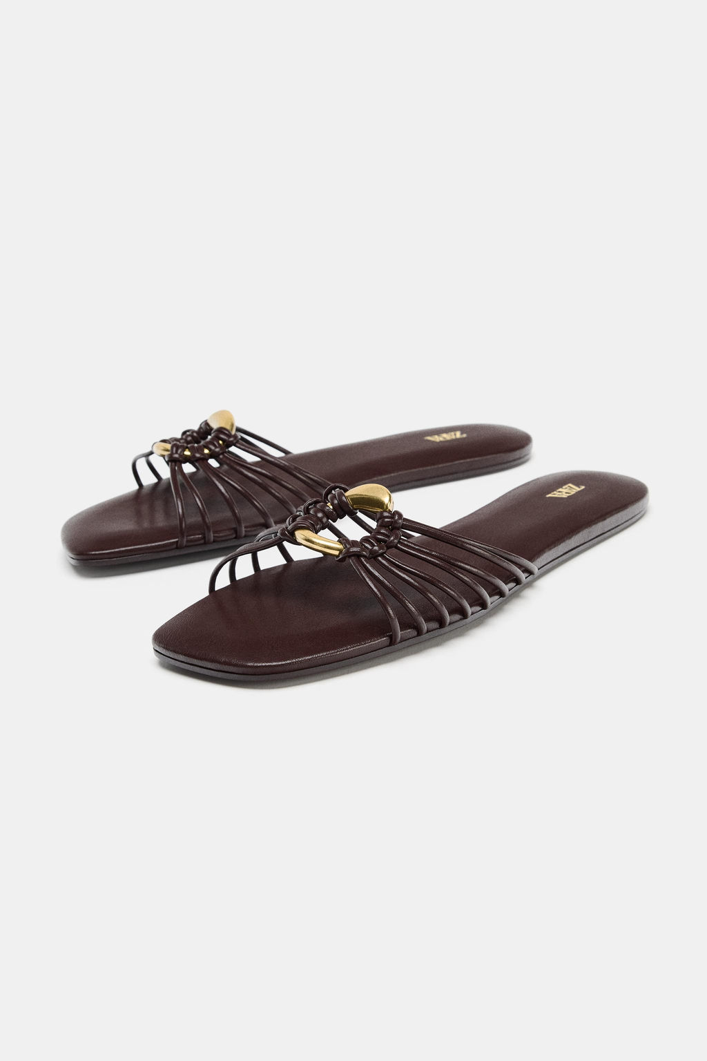 SANDALIA PLANA ADORNO MET?LICO / Marr?n - Zara фото 4