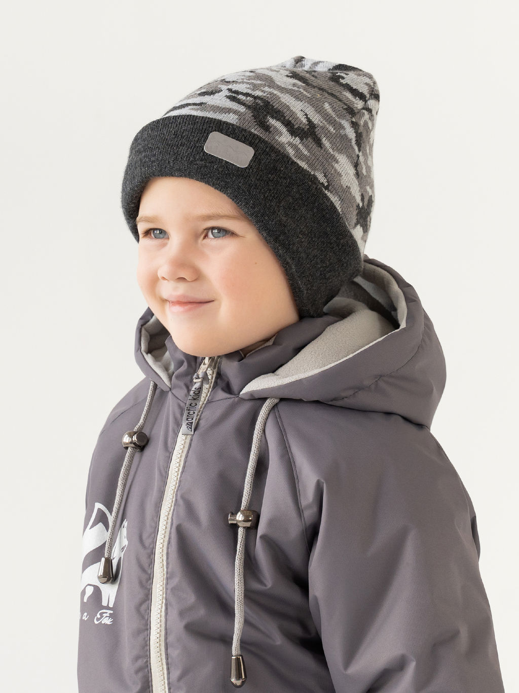 Шапка вязаная камуфляж серый