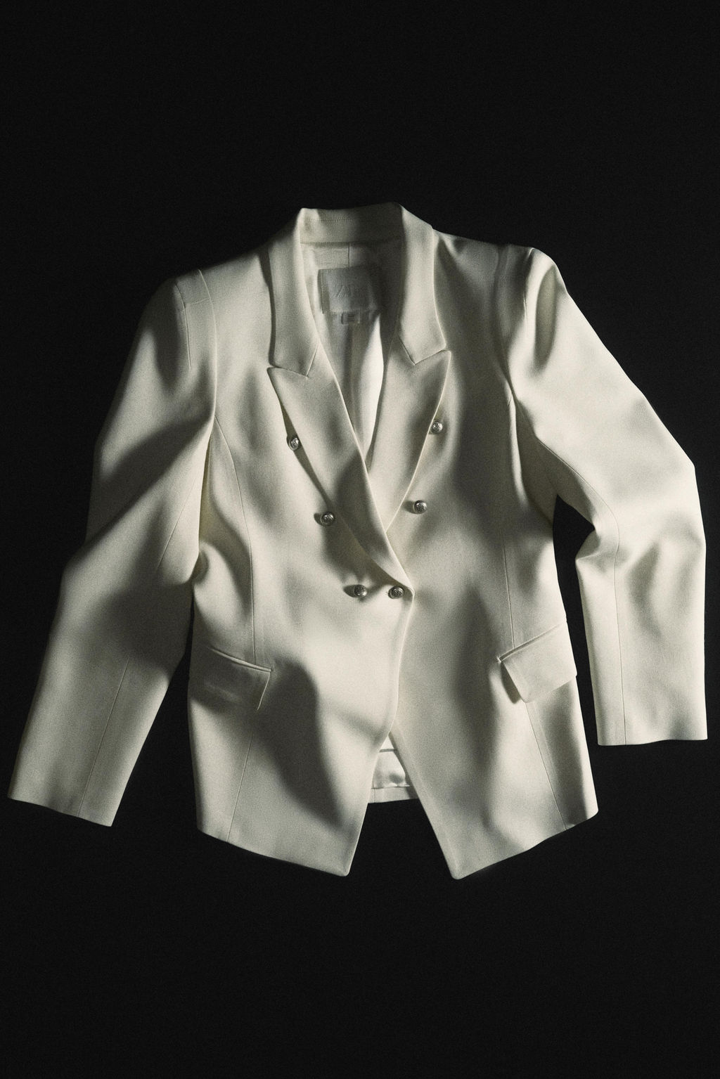 BLAZER CRUZADA HOMBRERAS ZW COLLECTION / Crudo