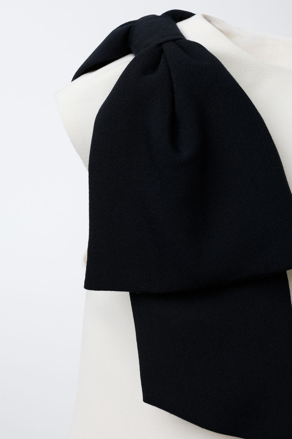 CONTRAST BOW TOP - Zara фото 4