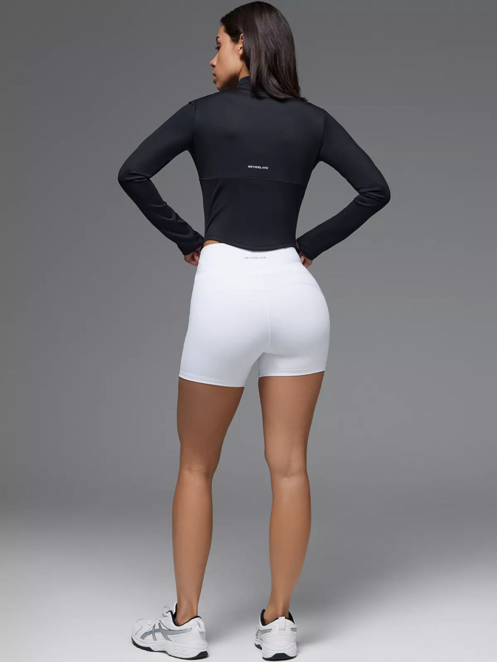 Моделирующий укороченный рашгард