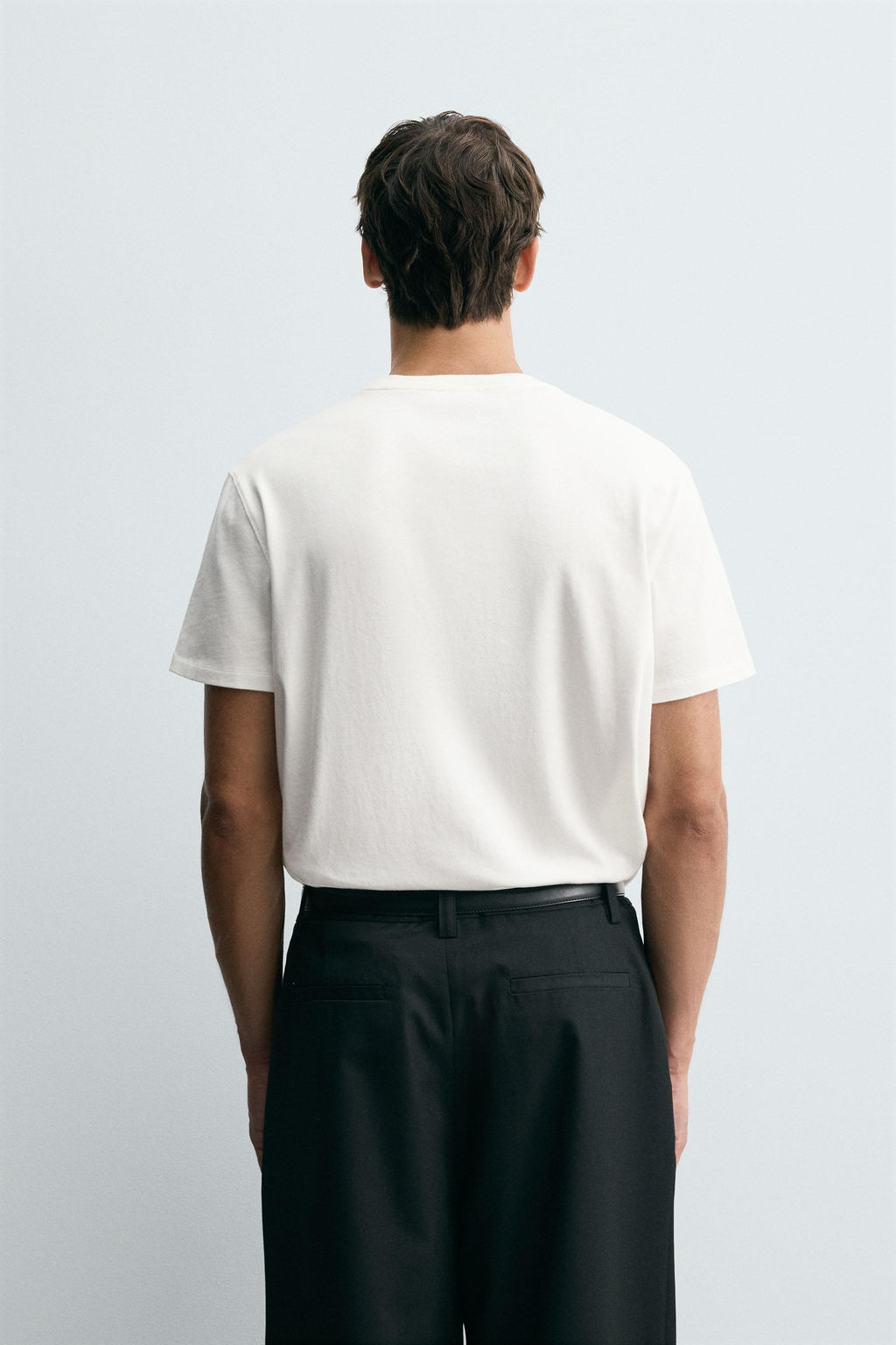CROPPED FIT T-SHIRT