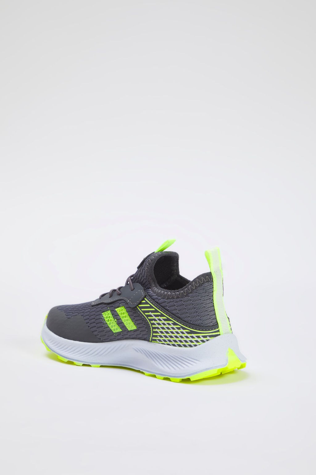 Trendyol Shoes Gri Bagc?kl? Neon Detayl? Hafif Taban Buyuk/Kucuk Erkek Cocuk Kids Spor Ayakkab? TAKSS25SN00025 - Trendyolmilla фото 6