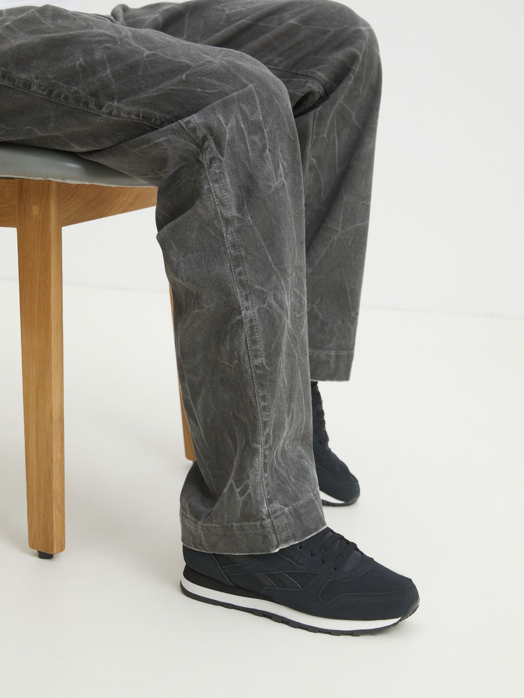 Мужские кроссовки REEBOK CLASSIC LEATHER Артикул 4271489, черный