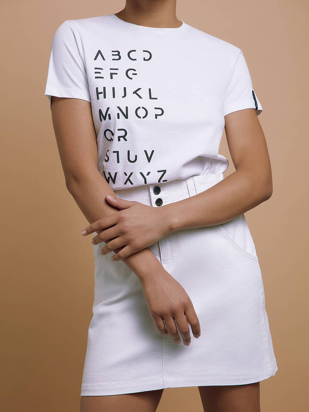 CONTE Футболка из хлопка Alphabet LD 1660 white