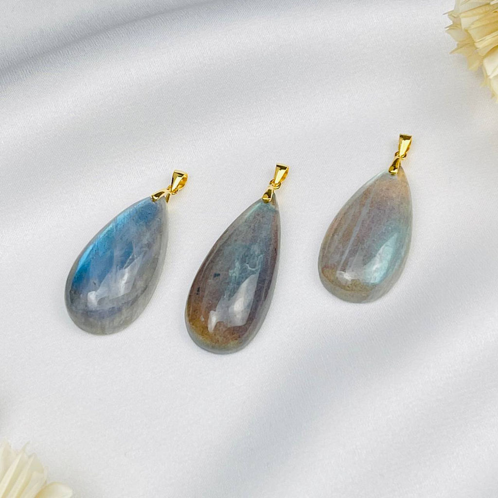 Кулон с Лабрадором