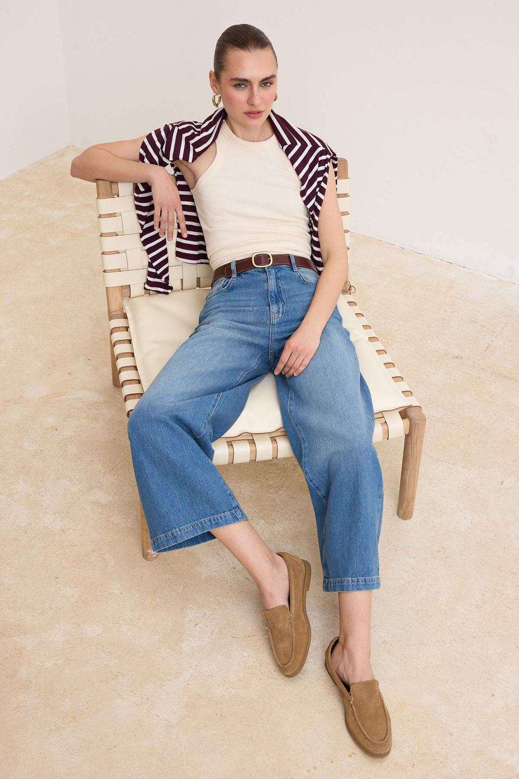 Mavi Kemerli Yuksek Bel Bilek Boy Wide Leg Jeans TWOSS26JE00317 - Trendyolmilla фото 2