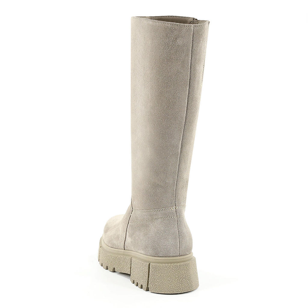 Сапожки женские