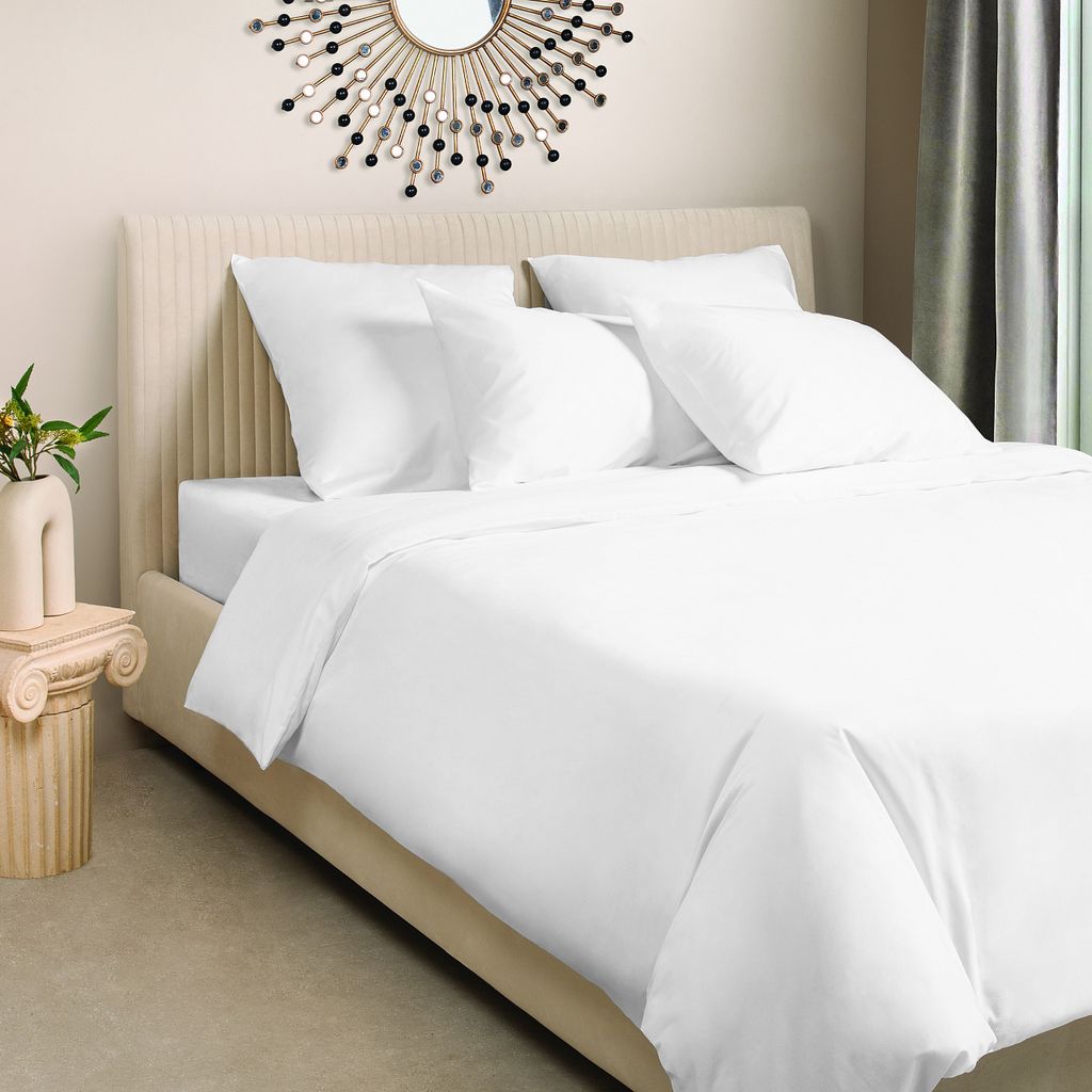 Постельное белье Моноспейс Семейный (2 пододеяльника) + 4 наволочки, белый