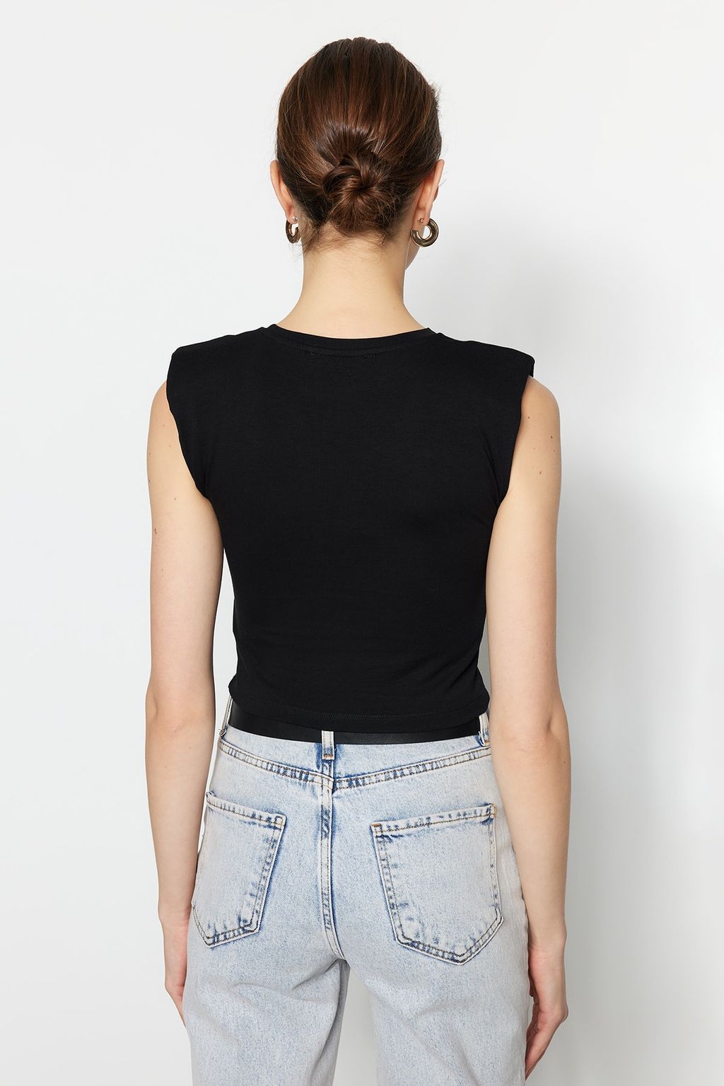 Siyah Vatkal? Fitted/Vucuda Oturan Bisiklet Yaka Crop Esnek Orme Bluz TWOSS23BZ00251