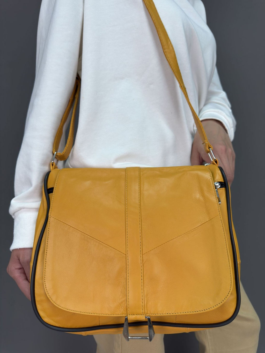 Сумка женская из телячьей кожи