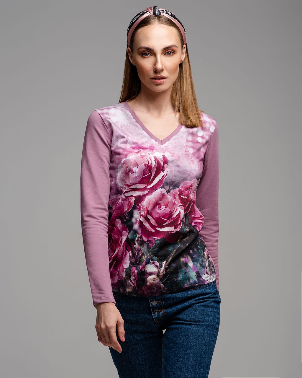 Лонгслив с вырезом мыс