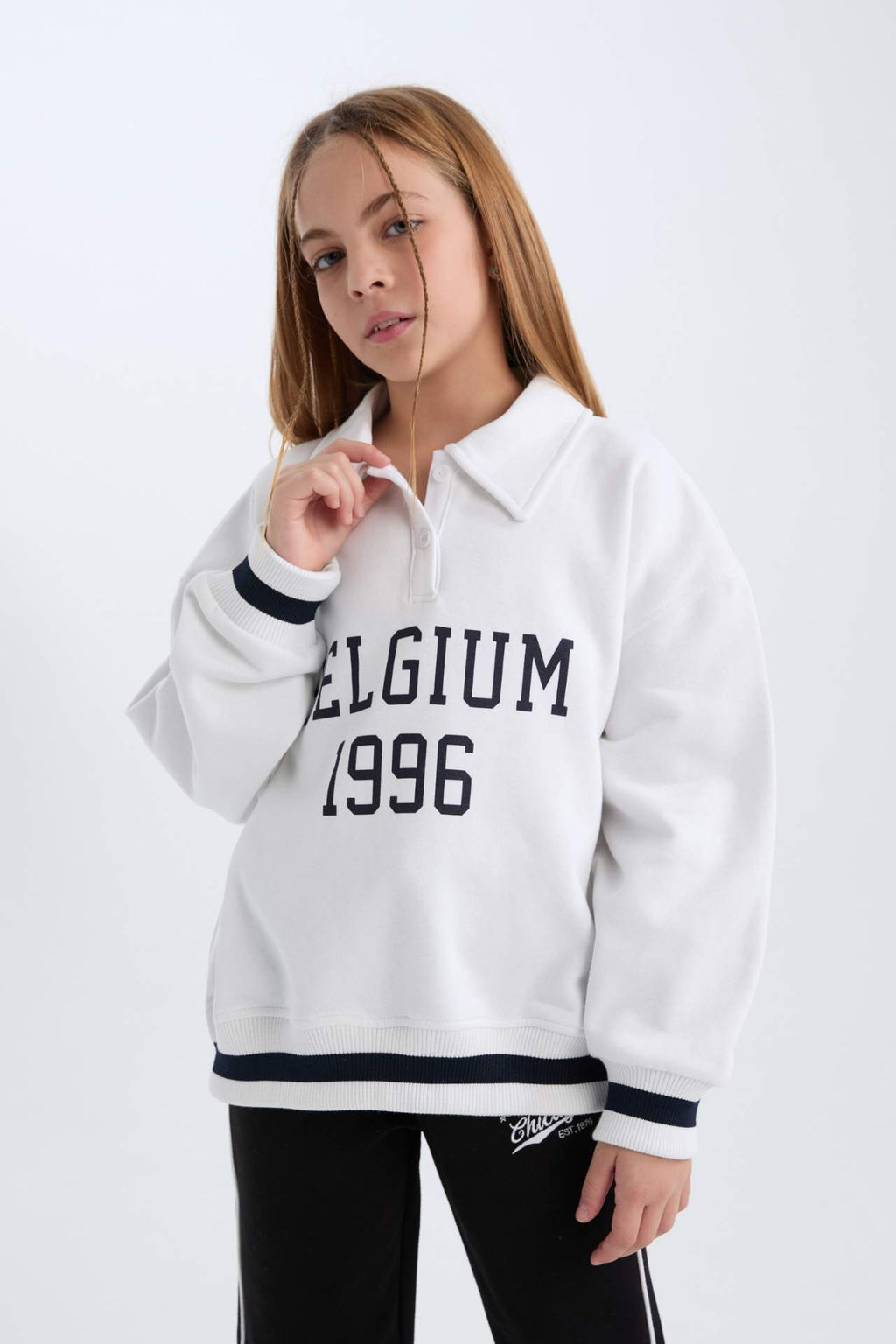 K?z Cocuk Oversize Genis Kal?p Polo Yaka Bask?l? Ici Yumusak Tuylu Kal?n Sweatshirt - Defacto фото 2