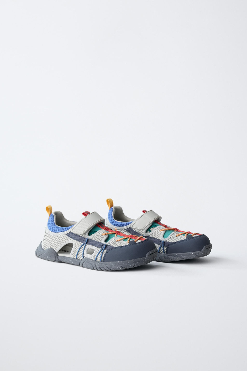 DEPORTIVO BAREFOOT ABERTURAS / Multicolor - Zara фото 2