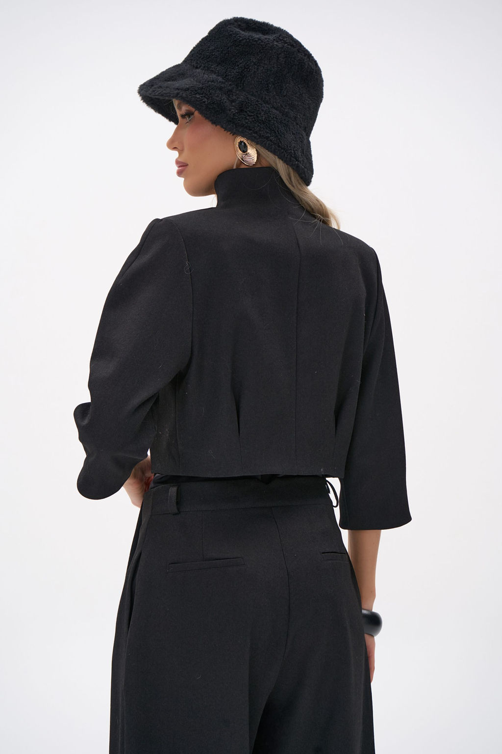 Короткий пиджак Джуди (чёрный) - Эльза фото 21