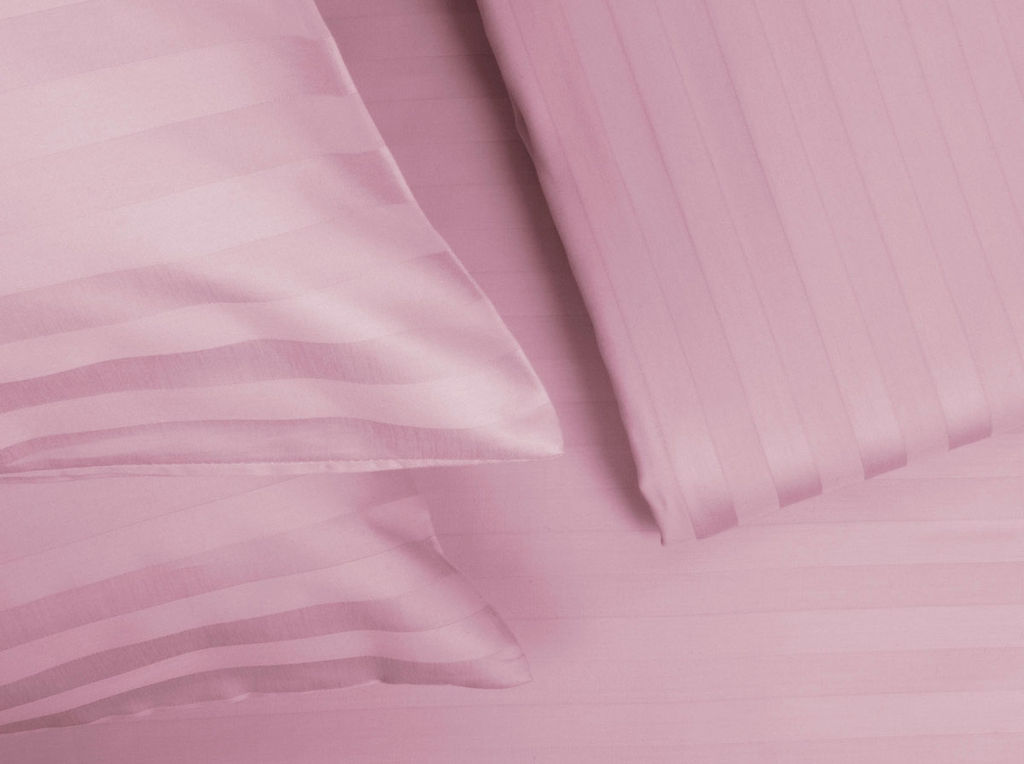 Комплект постельного белья 4250/1-БЧ 2-х сп. сатин рис. 14-2305 цв. розовый 2*2