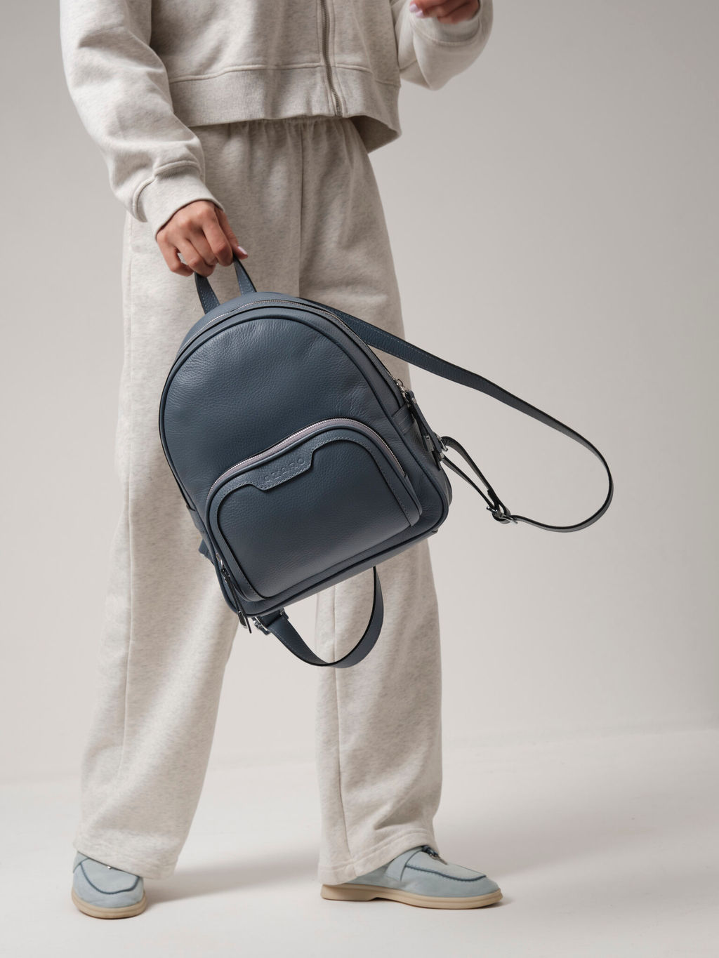 Рюкзак Azaro 30852 серый свет