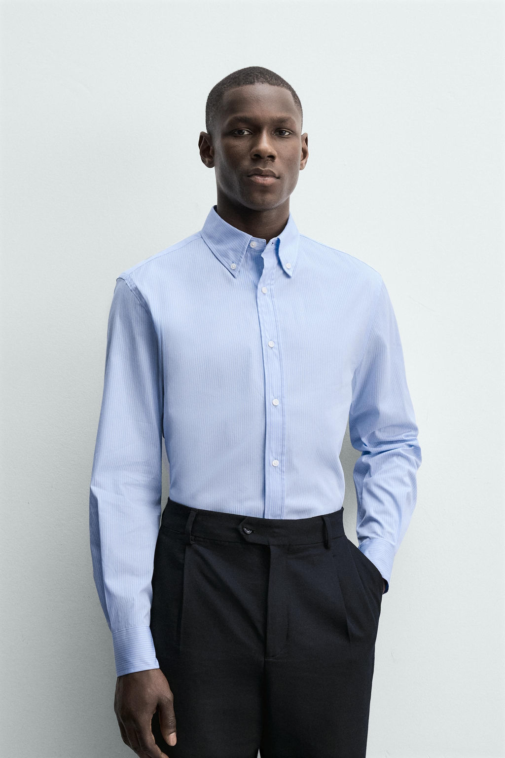 CAMISA REGULAR FIT RAYAS / Blanco / Celeste - Zara фото 2