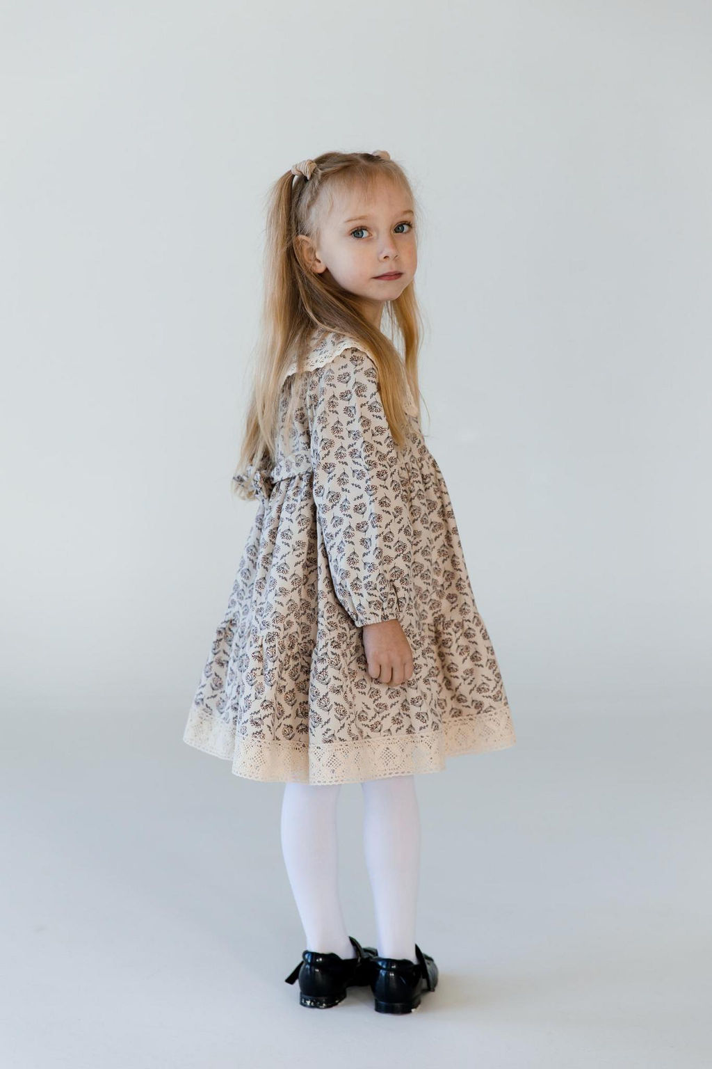 Х232 платье для девочки Есения бежевый