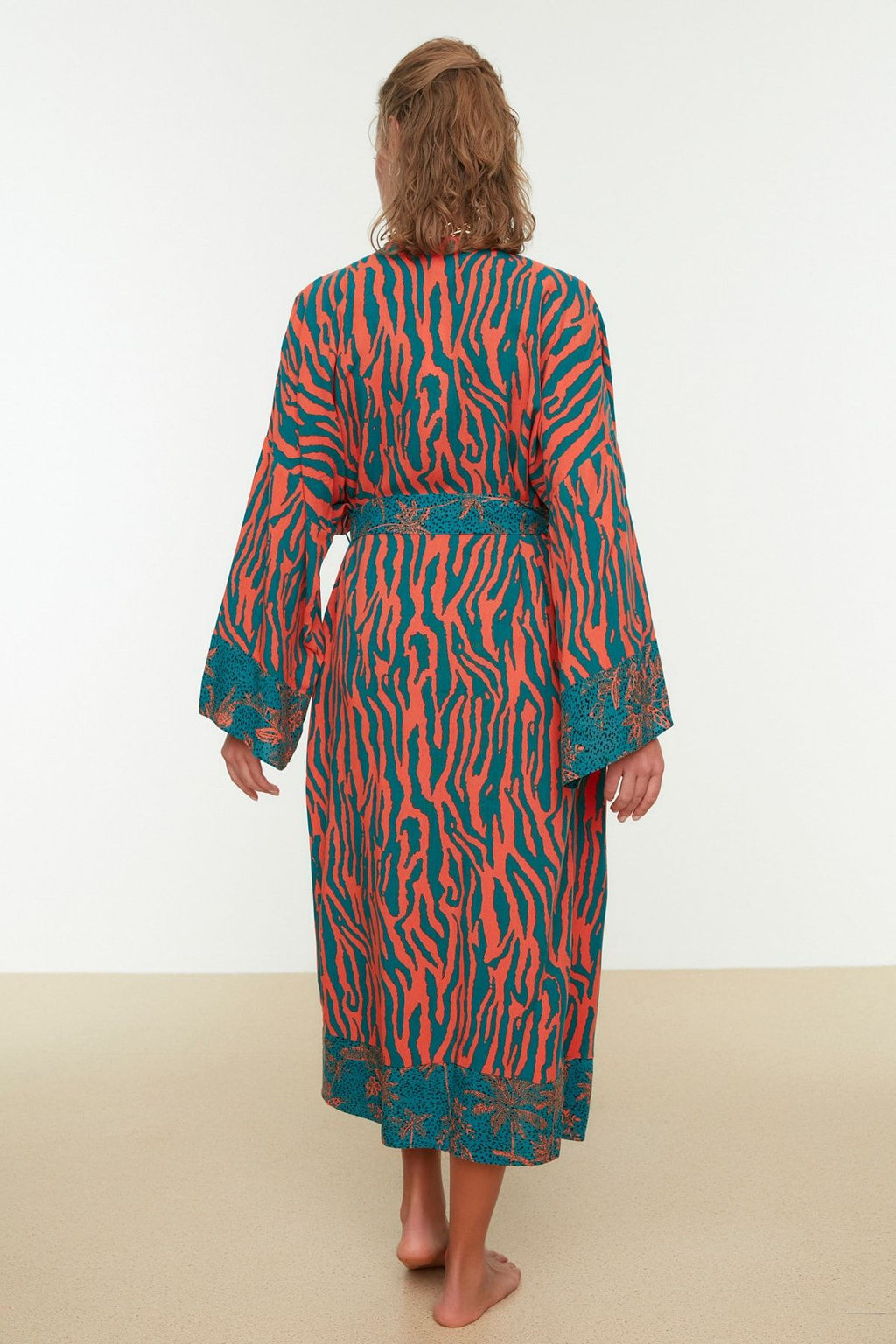 Etnik Desenli Kusakl? Maxi Dokuma Plaj Kimono&Kaftan TBESS21KM0171 - Trendyolmilla фото 13