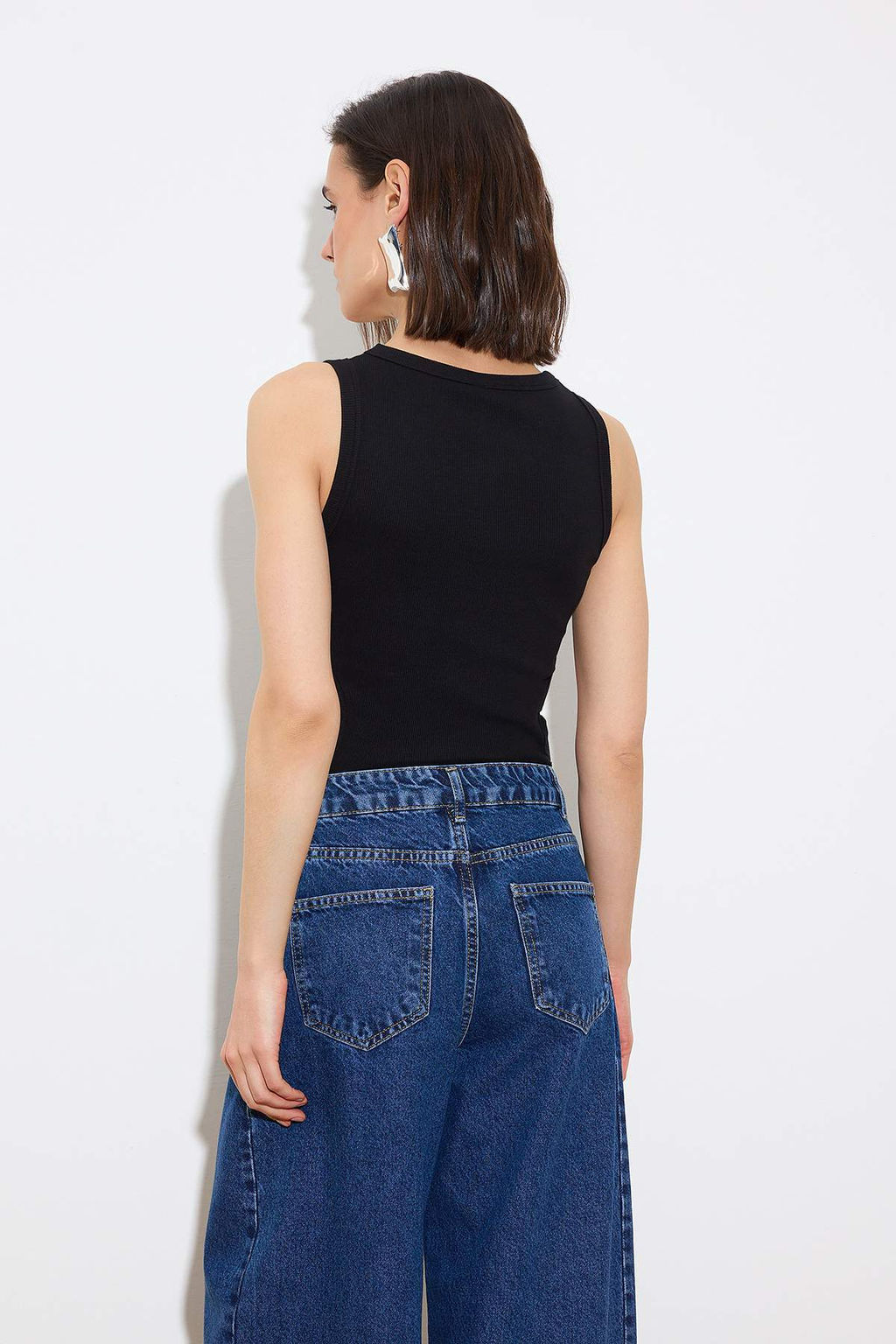 Limited Edition Siyah Vucuda Oturan Havuz Yaka C?tc?tl? Fitilli Esnek Orme Body TWOSS26BD00014